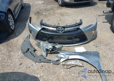 2015 Toyota Camry Xse z USA, uszkodzony, nr VIN 4T1BF1FK9FU091045